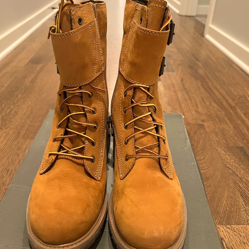 Timberland Double Strap Boots Size 9